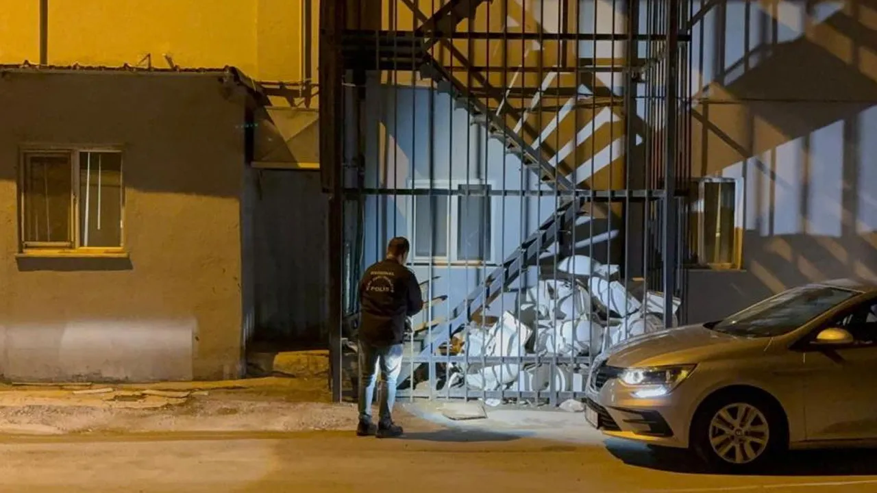 Tabaca ile oynarken kendini vurdu! Tedavisinin ardından gözaltına alındı