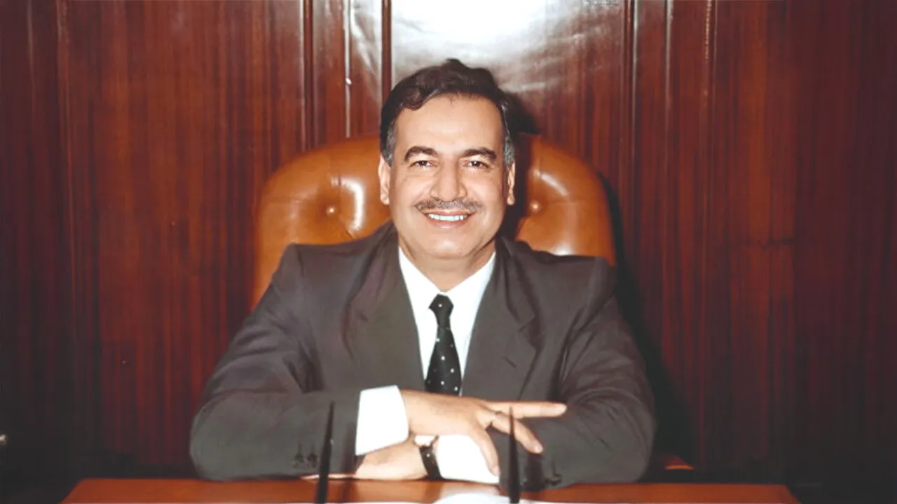 Türk basınının sıra dışı patronu! Enver Ağabey'i dua ve rahmetle yâd ediyoruz