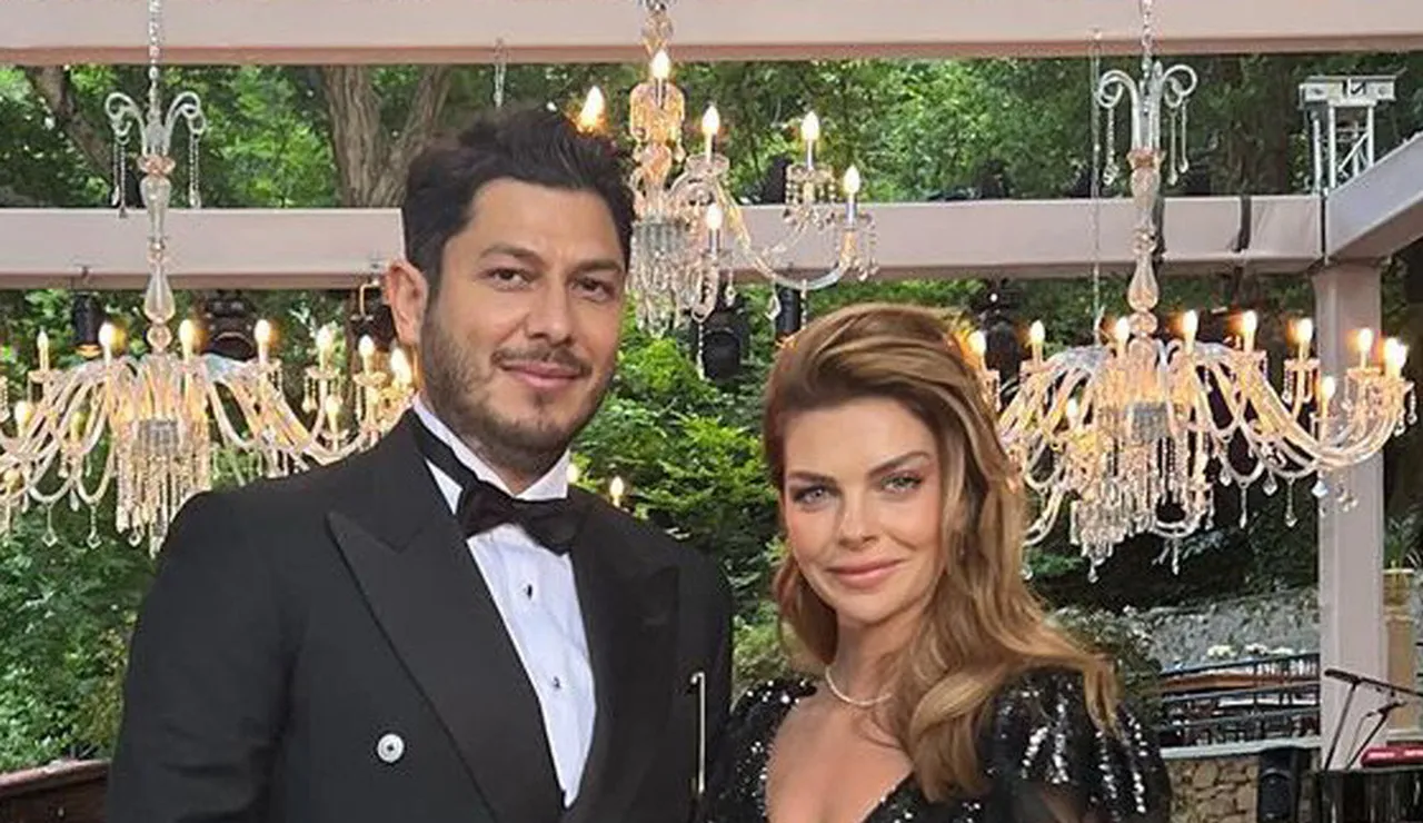 12 yıl önce evlenmişlerdi! Pelin Karahan - Bedri Güntay çifti boşanıyor mu?