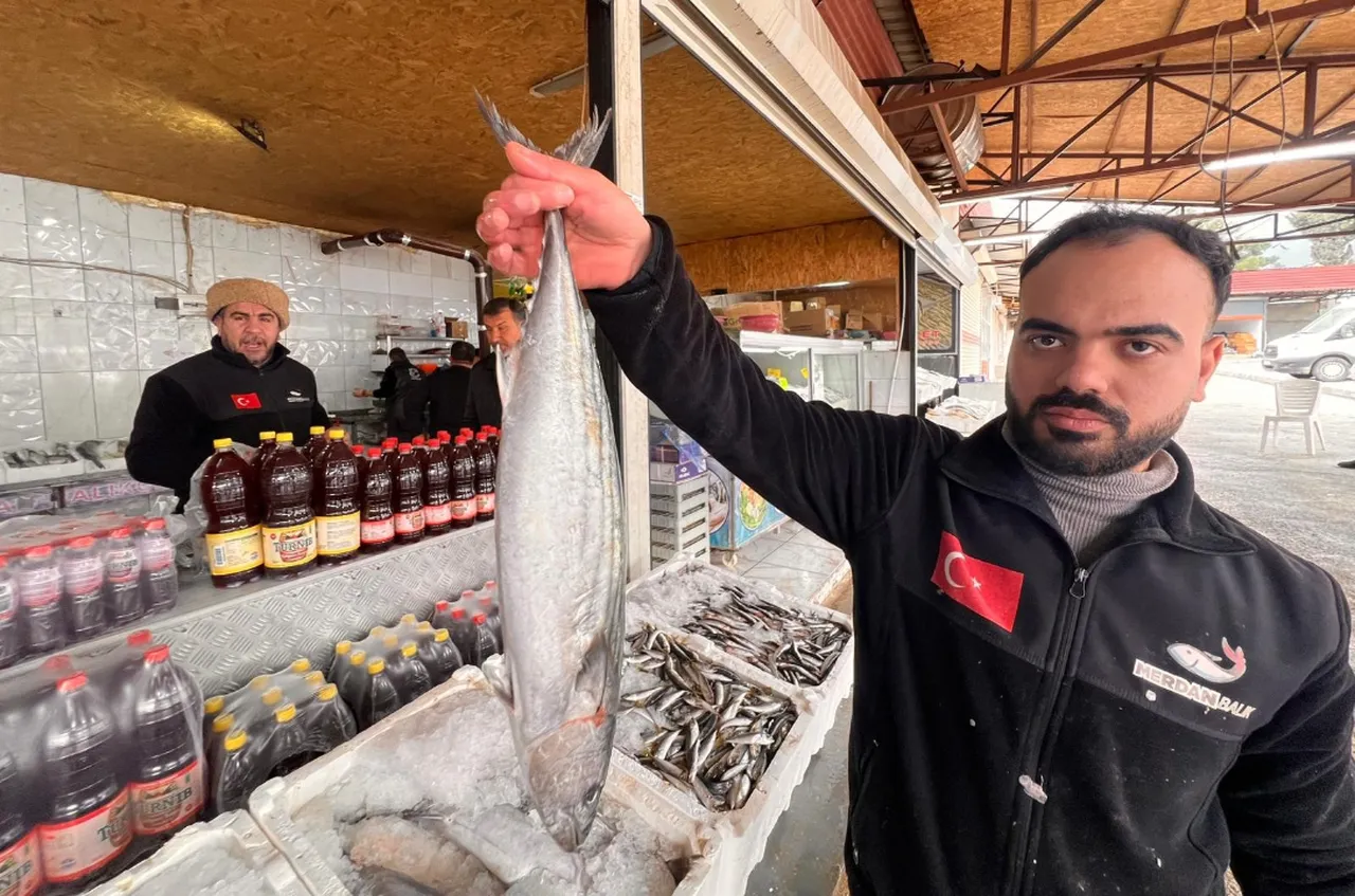 Askıda ekmekten sonra askıda balık! Onlarca aile faydalanıyor
