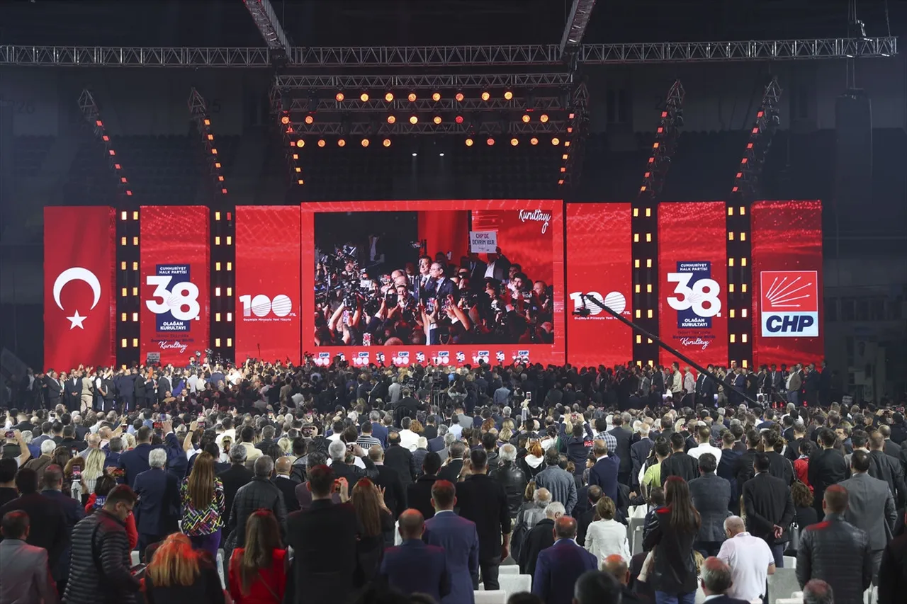 CHP Kurultayı’nda ‘300 bin dolarlık’ rüşvet iddiası! Tanık delegeler konuştu