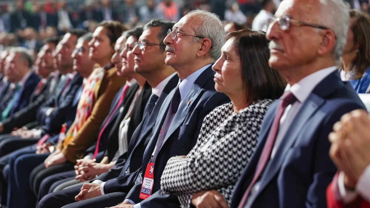 CHP Kurultayı’nda ‘300 bin dolarlık’ rüşvet iddiası! Tanık delegeler konuştu