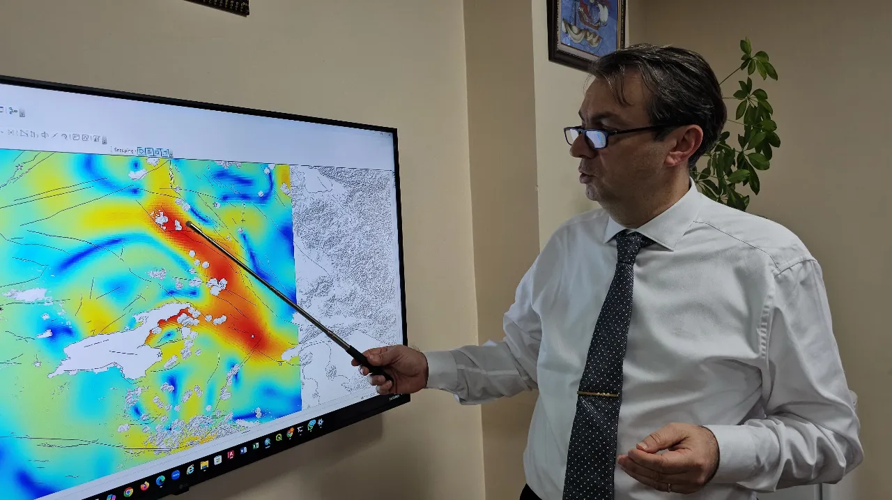 Uzman isim o bölgeyi uyardı! 250 km'lik fayda hareketlilik var, 6 Şubat depremi gibi olabilir