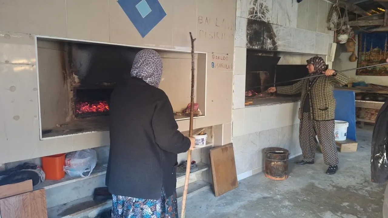 Yılda 1 ay çalışıyorlar! Ramazanda iftar sofralarının vazgeçilmezi... Pişmesi 8 saat sürüyor