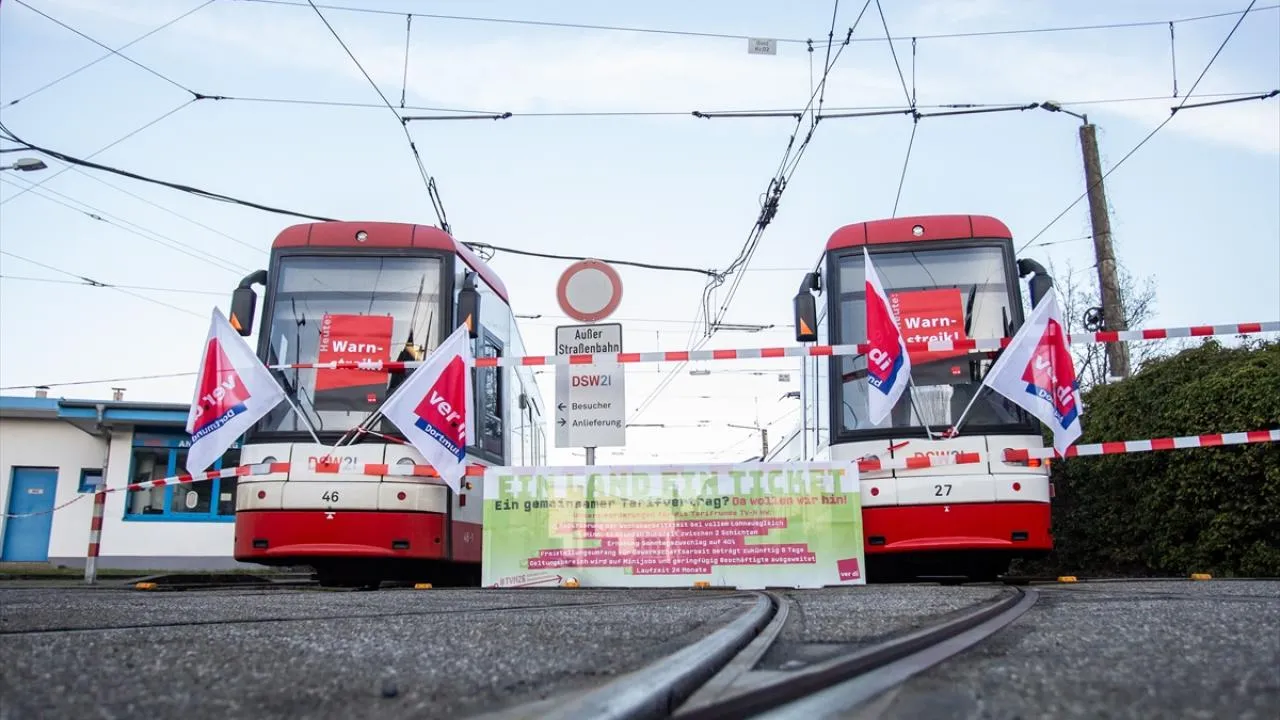 Almanyada grev kararı! Hayat 2 gün boyunca duracak