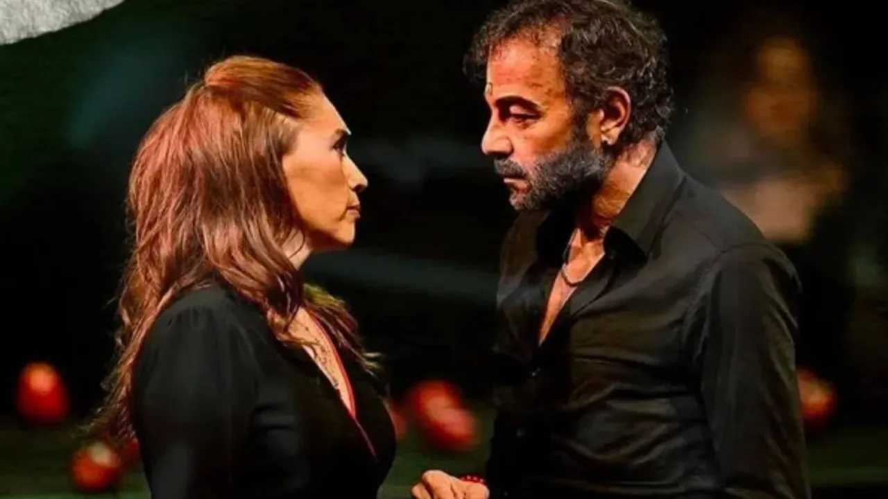 Aşk Biter Mi?  oyunu kalktı mı, iptal mi oldu? Kerem Alışık ve Evrim Alasya başrolü paylaşıyordu