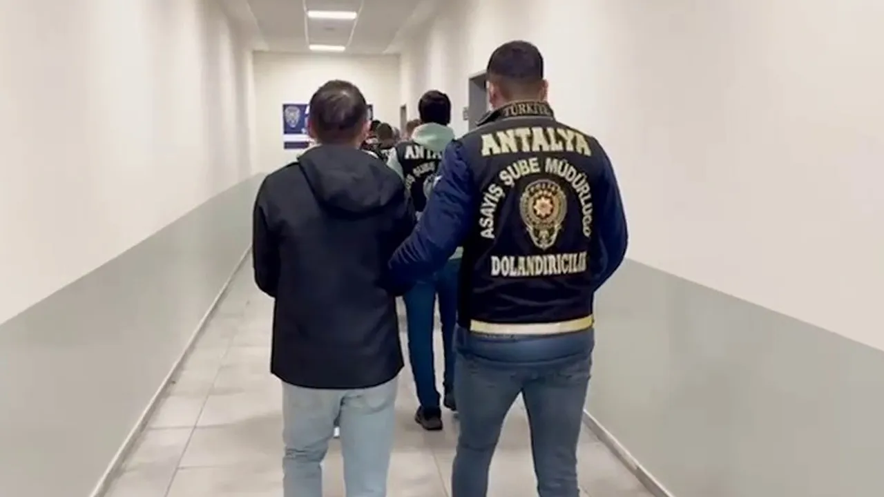 İş vaadiyle 250 bin liralık dolandırıcılık: 7 şüpheli yakalandı