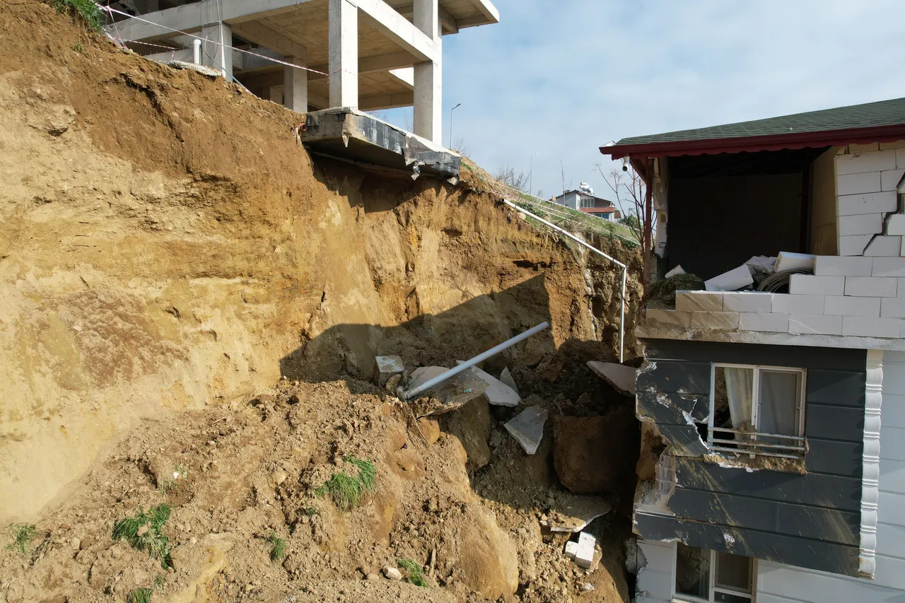 Komşu binalarda hasara neden olan kazıda korkunç gerçek! Kaçak çıktı