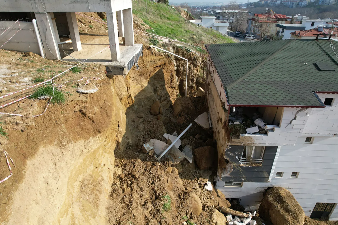 Komşu binalarda hasara neden olan kazıda korkunç gerçek! Kaçak çıktı