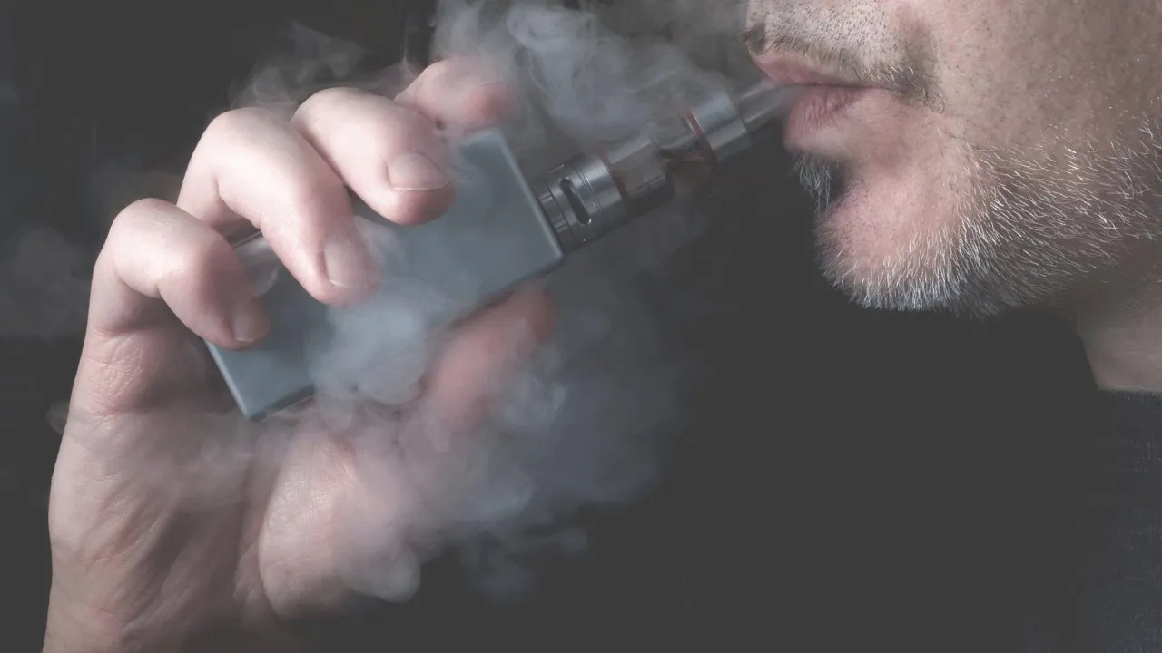 Suriye'de elektronik sigara tarih oluyor! Üretimden kullanıma topyekün yasaklandı