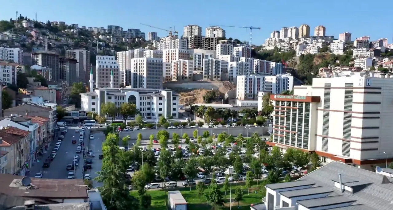 46 blok, 1097 daire! İstanbul'un yanı başında devasa bir kent inşa edildi