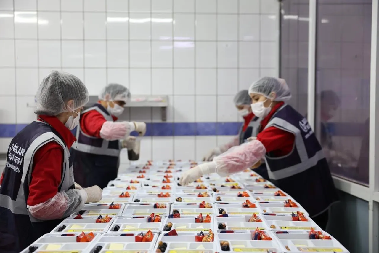 5 bin aileye ücretsiz alışveriş! Kara gün dostu belediye