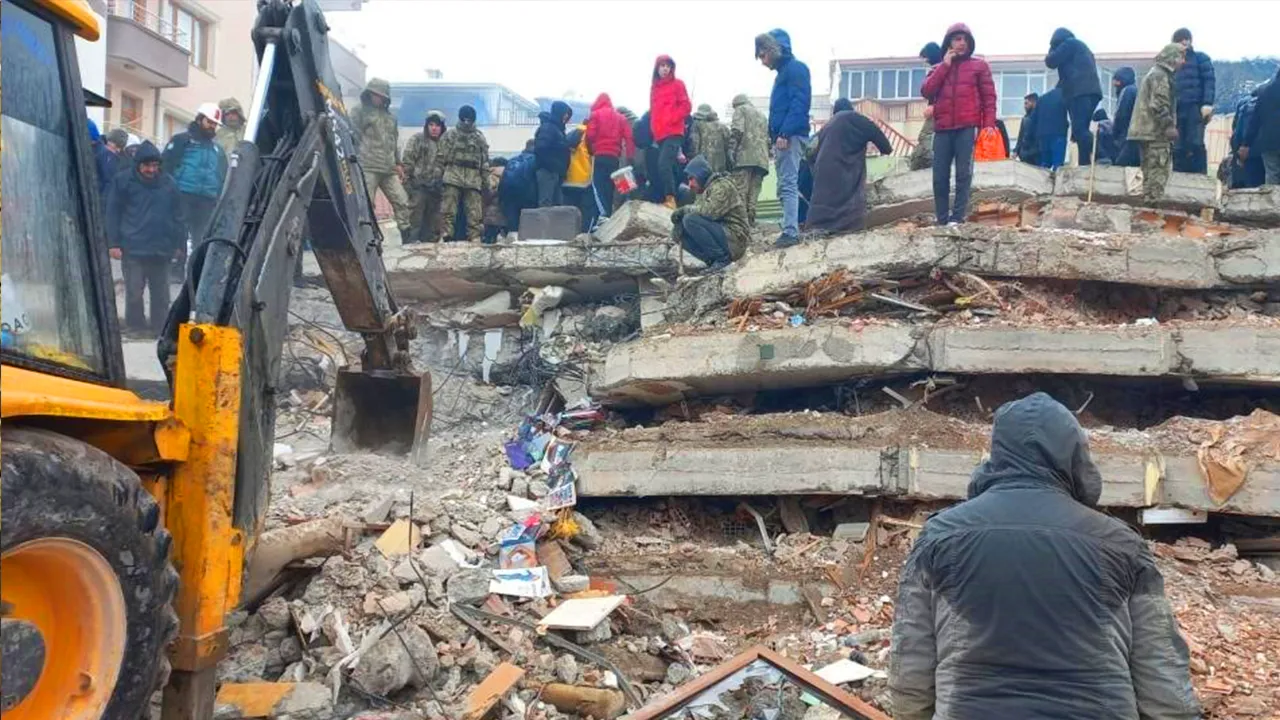 6 Şubat depremlerinde yıkılmıştı! Günçalar Pasajı davasında karar çıktı