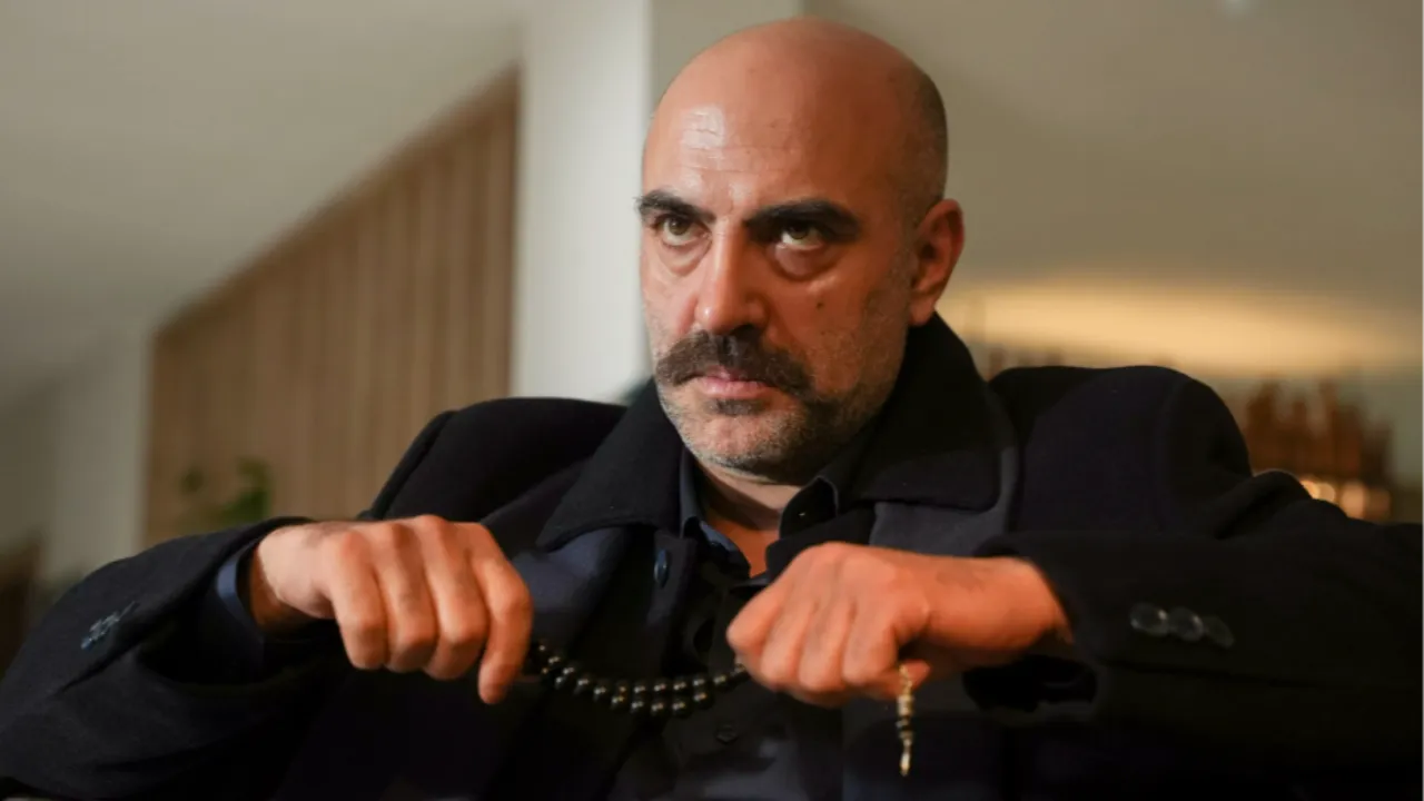 Eşref'e yeni düşman! Ölü Yaşar'ı canlandıran Erol Babaoğlu kimdir?