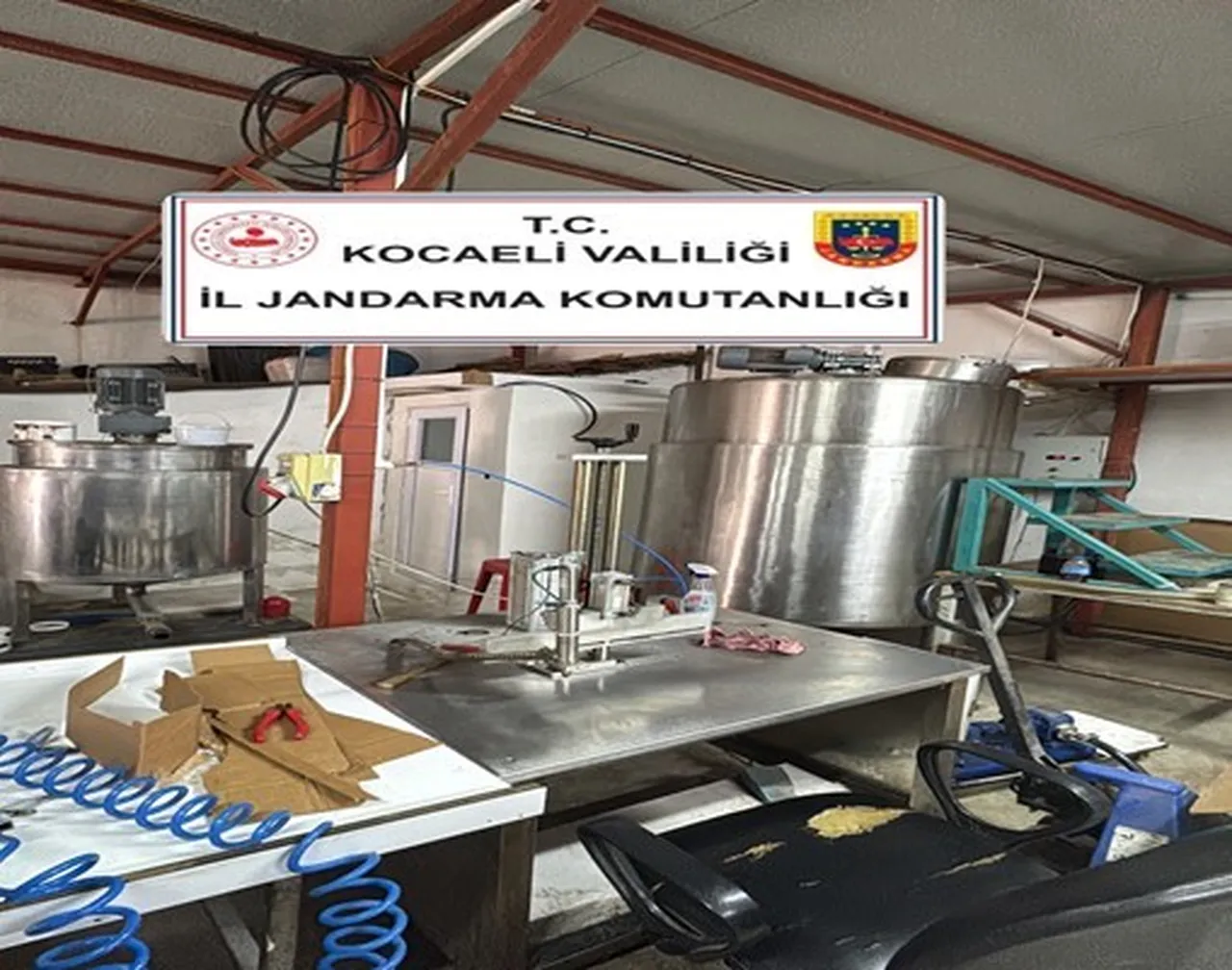 Kaçakçılık operasyonu: 10 milyon TL’lik bitkisel macun ele geçirildi
