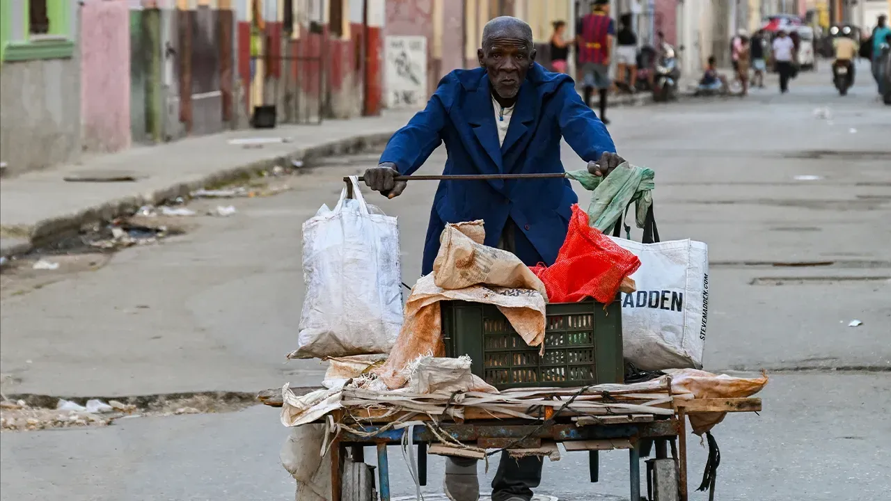 ABLUKA KISKACINDA KÜBA
