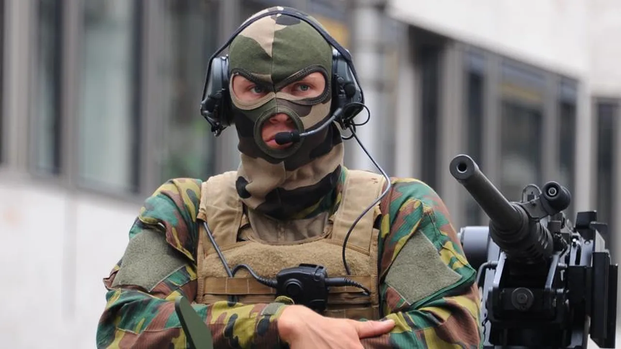 "Lüks değil zorunluluk": Belçika'da yedek askerlik yaşı 70'e dayandı!