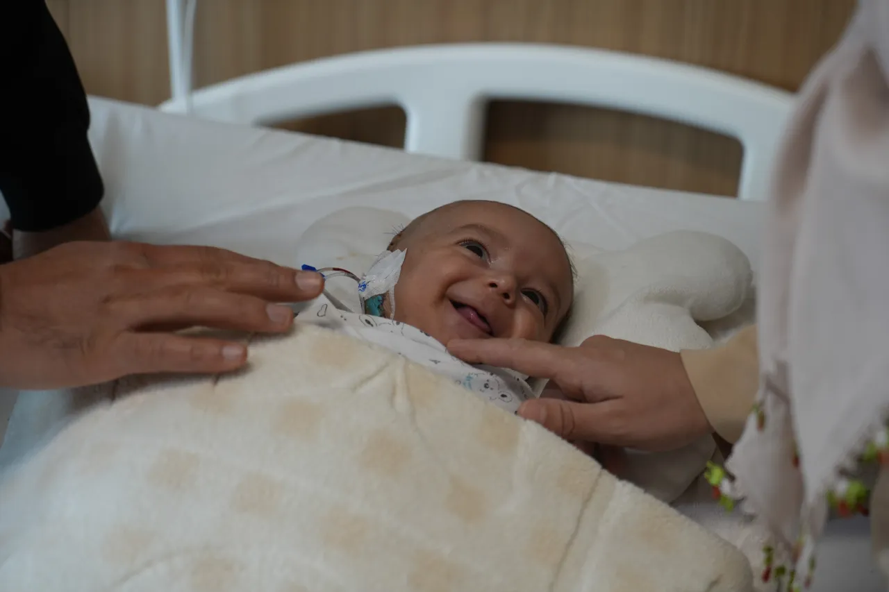 Minik Talha’ya büyük operasyon! Nadir görülen tümörle doğmuştu, hayata yeniden gülümsedi