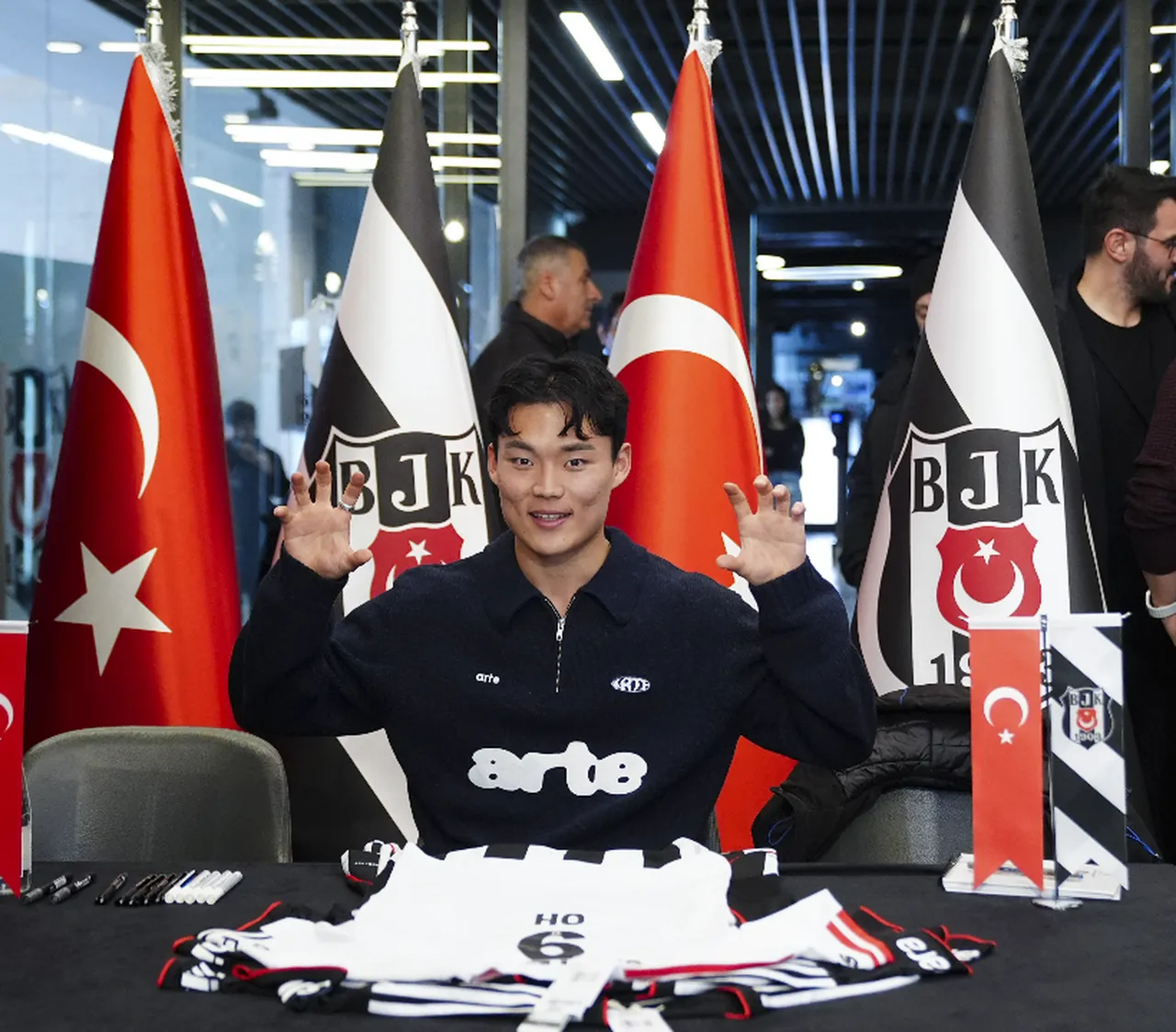 Güney Koreli golcüye yoğun ilgi