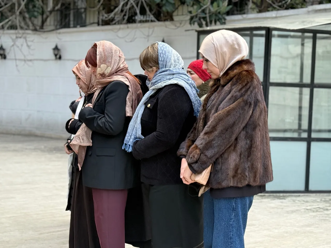 Naaşı bulunmadan vedası yapıldı: Vahşet evinin ikinci kurbanı Sayyora için gıyabi cenaze namazı