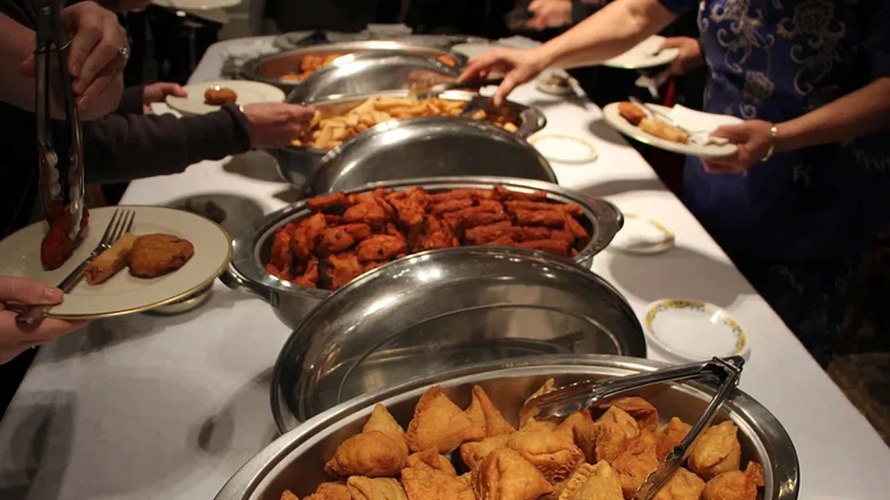 Sahursuz oruç metabolizmayı yavaşlatıyor! Ramazanda kilo vermek için altın tüyolar