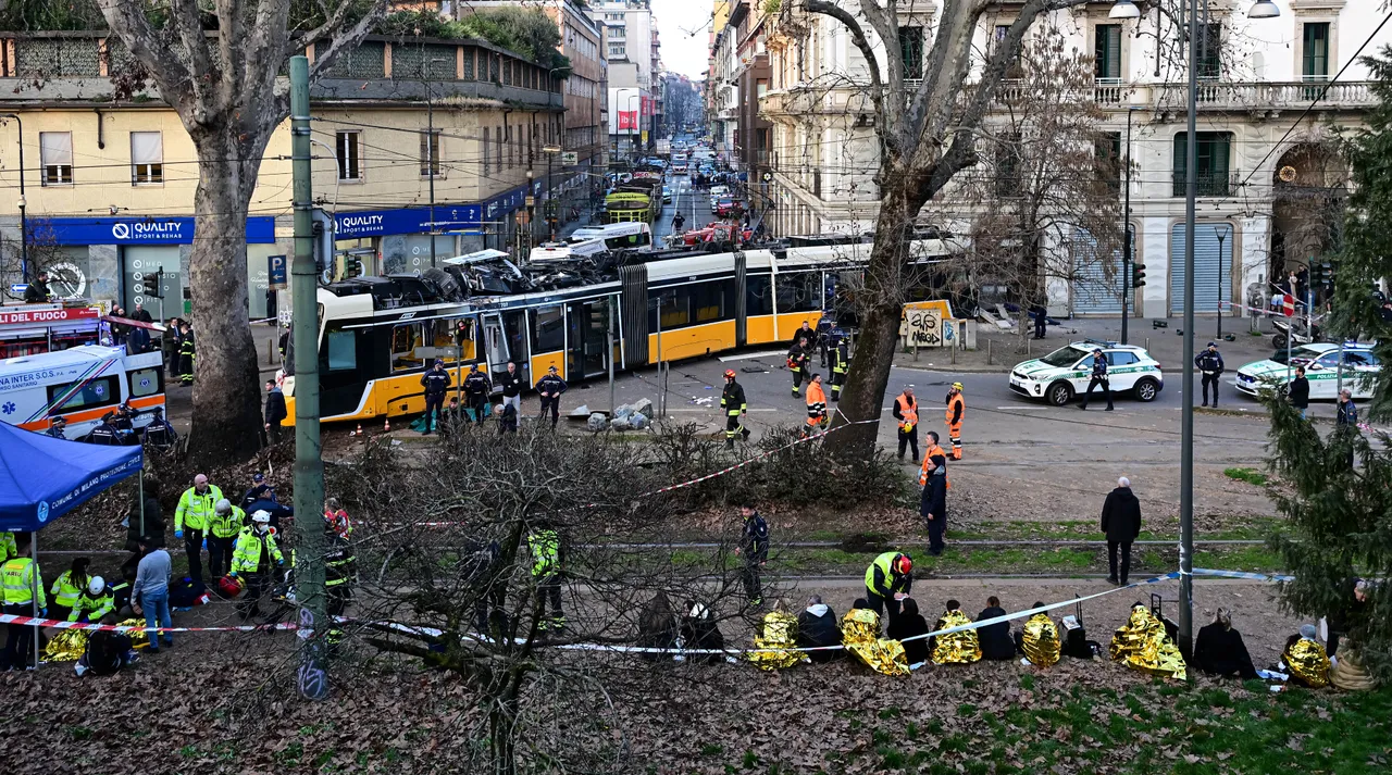 İtalya'da tramvay raydan çıktı, ortalık savaş alanına döndü