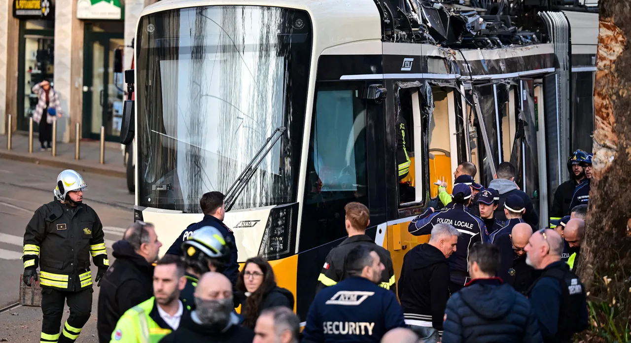 İtalya'da tramvay raydan çıktı, ortalık savaş alanına döndü