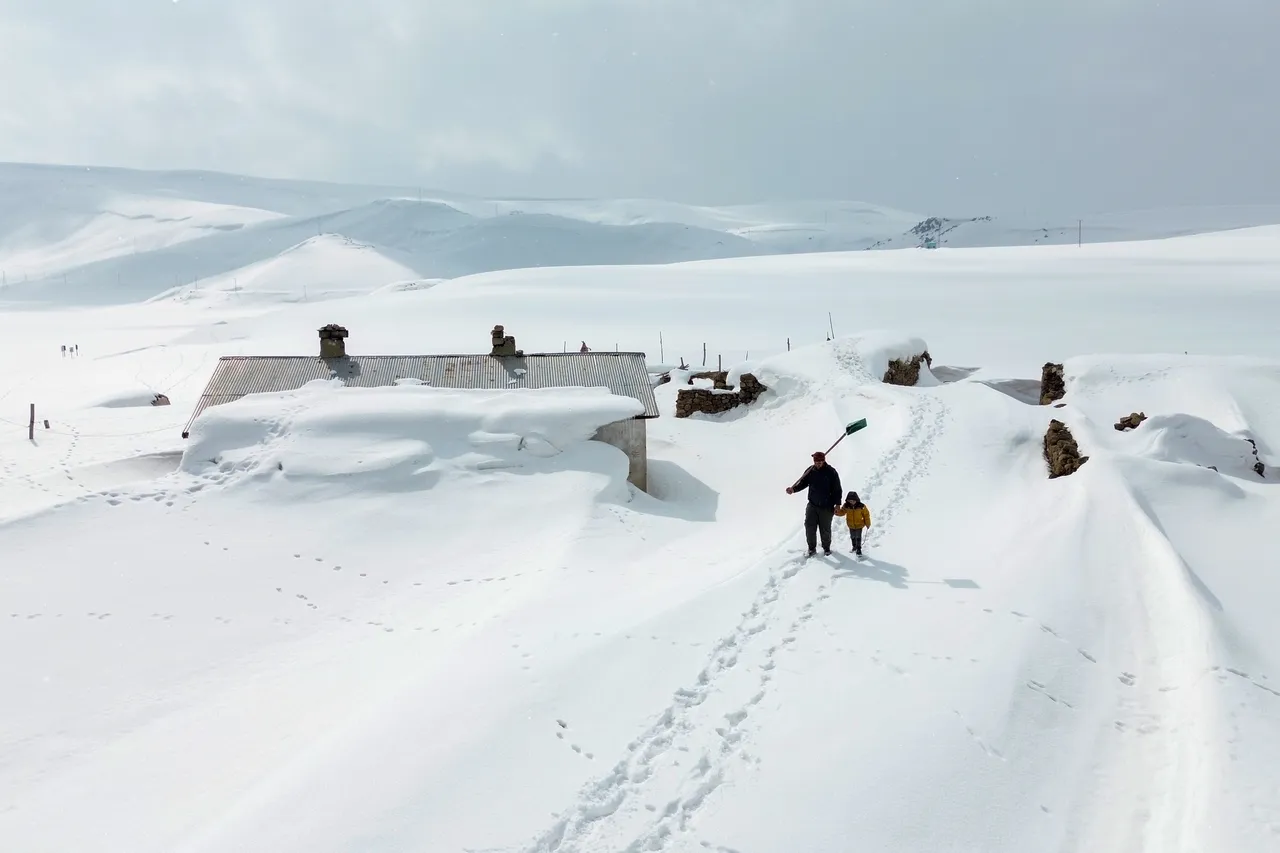 Kar, İç ve Doğu Anadolu’da etkisini artırdı: Beyaz örtü yurdu sardı
