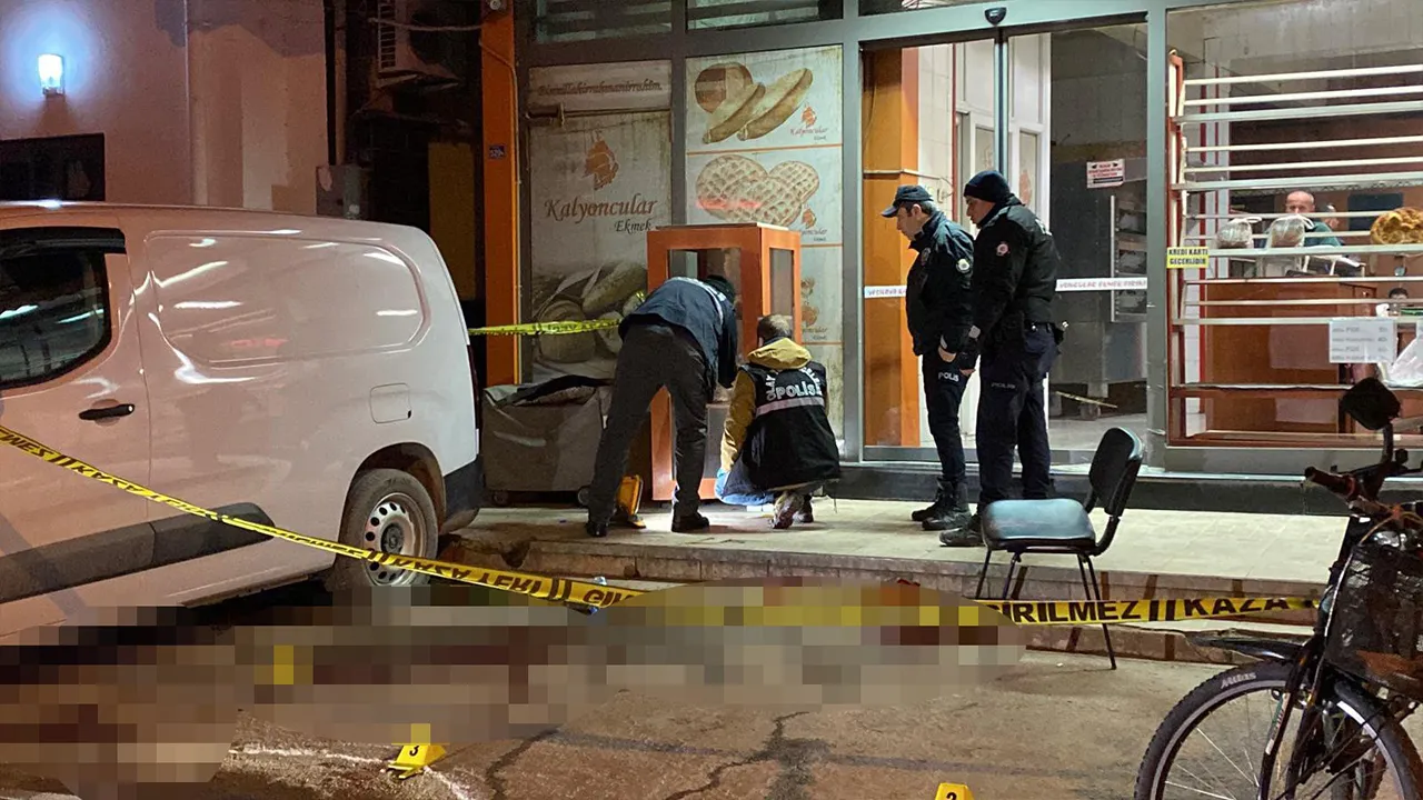 Kocaeli'nde pide kuyruğunda kan aktı