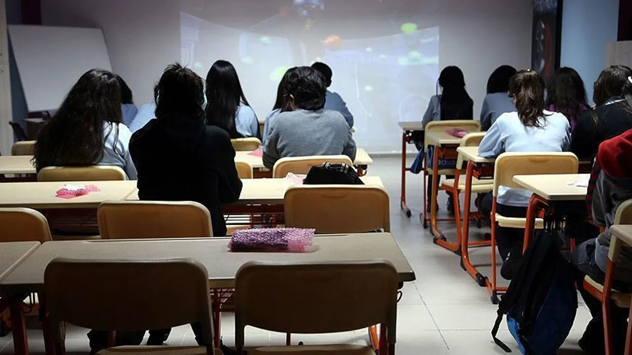 Sağlık Bakanlığı detayları duyurdu! Okullarda tarama nasıl yapılacak?