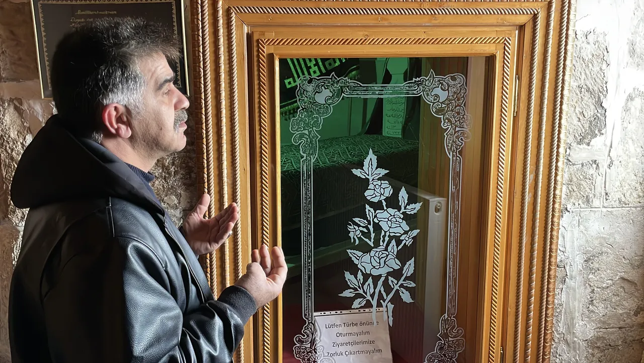 Uçurumun kıyısındaki manevi durakta Ramazan yoğunluğu