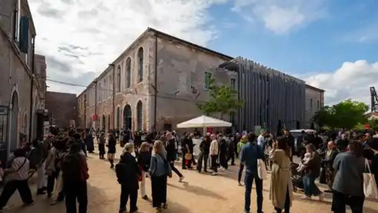 Venedik Bienali 9 Mayıs’ta açılıyor