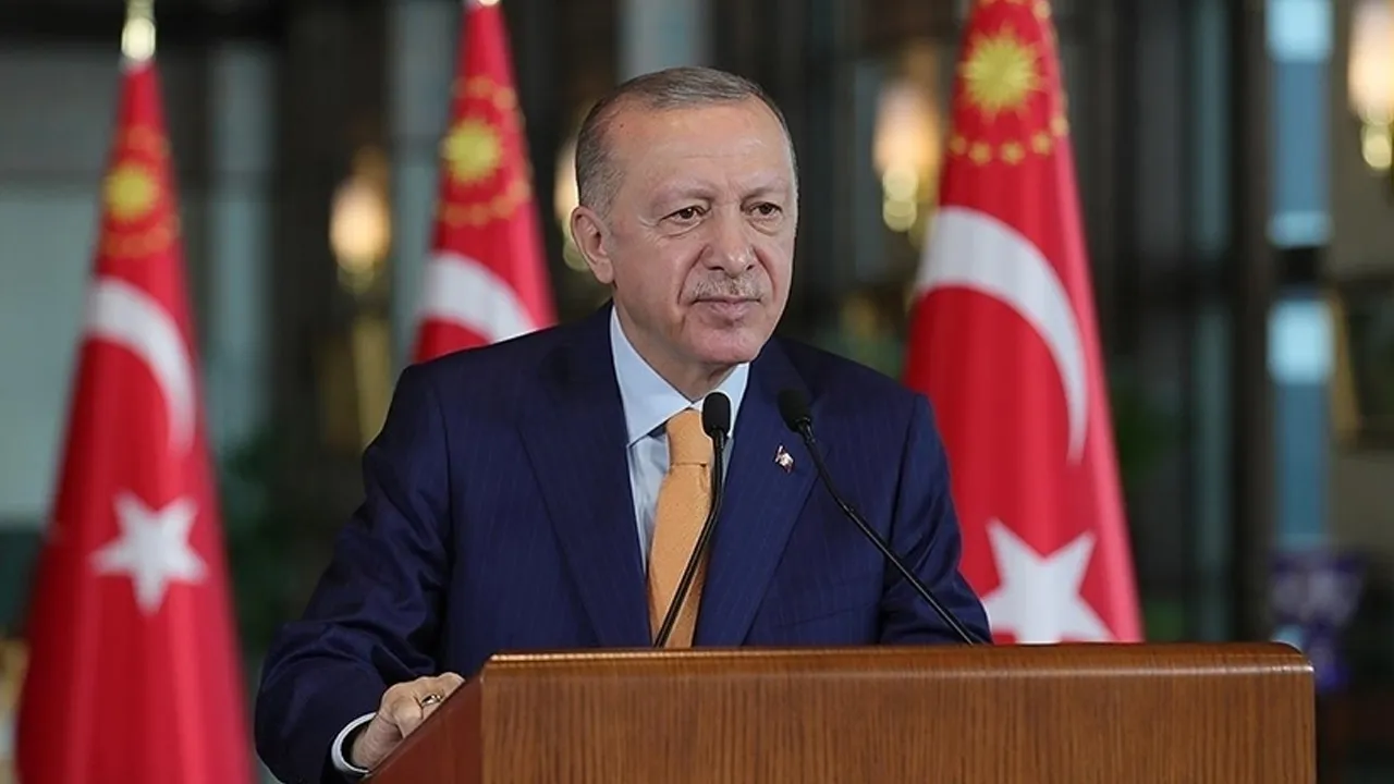 Cumhurbaşkanı Erdoğan'dan millilere tebrik telefonu