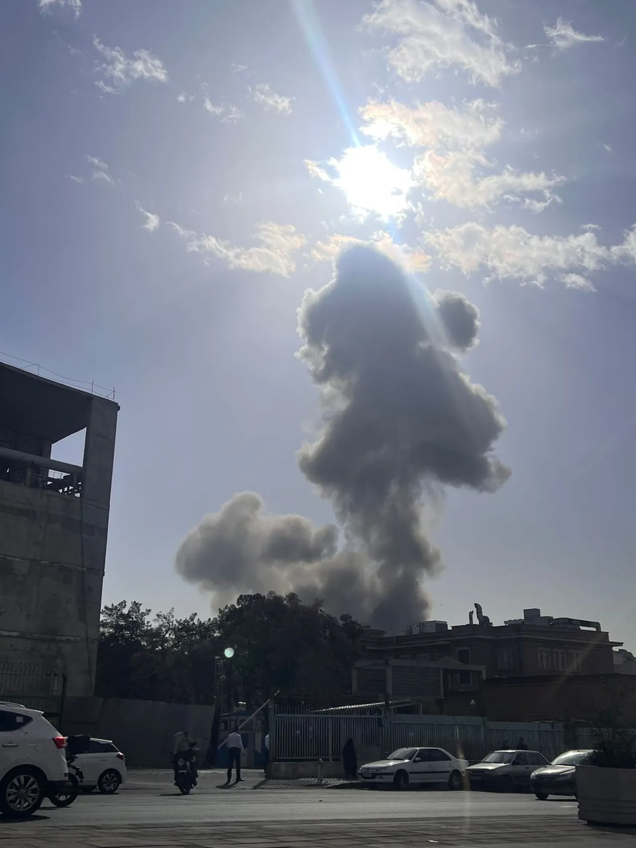 İsrail İrana saldırı başlattı! Peş peşe patlama sesleri duyuldu