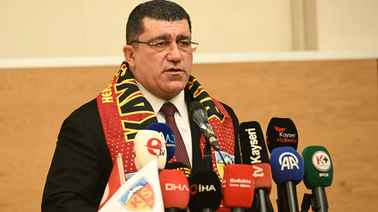 Nurettin Açıkalın yeniden başkan seçildi: Kayserispor'un borcunu açıkladı