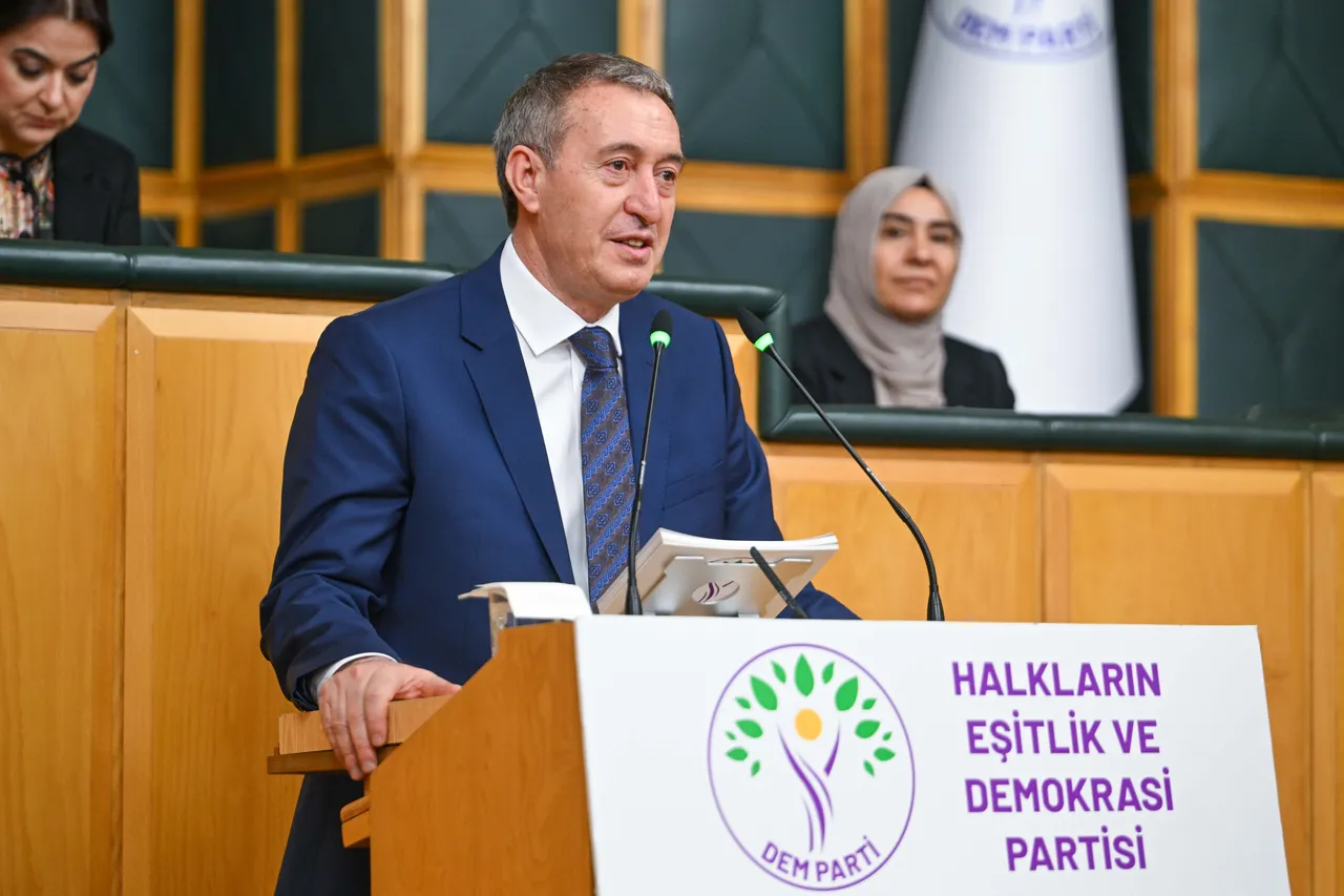 DEM Parti Eş Genel Başkanı Tuncer Bakırhan