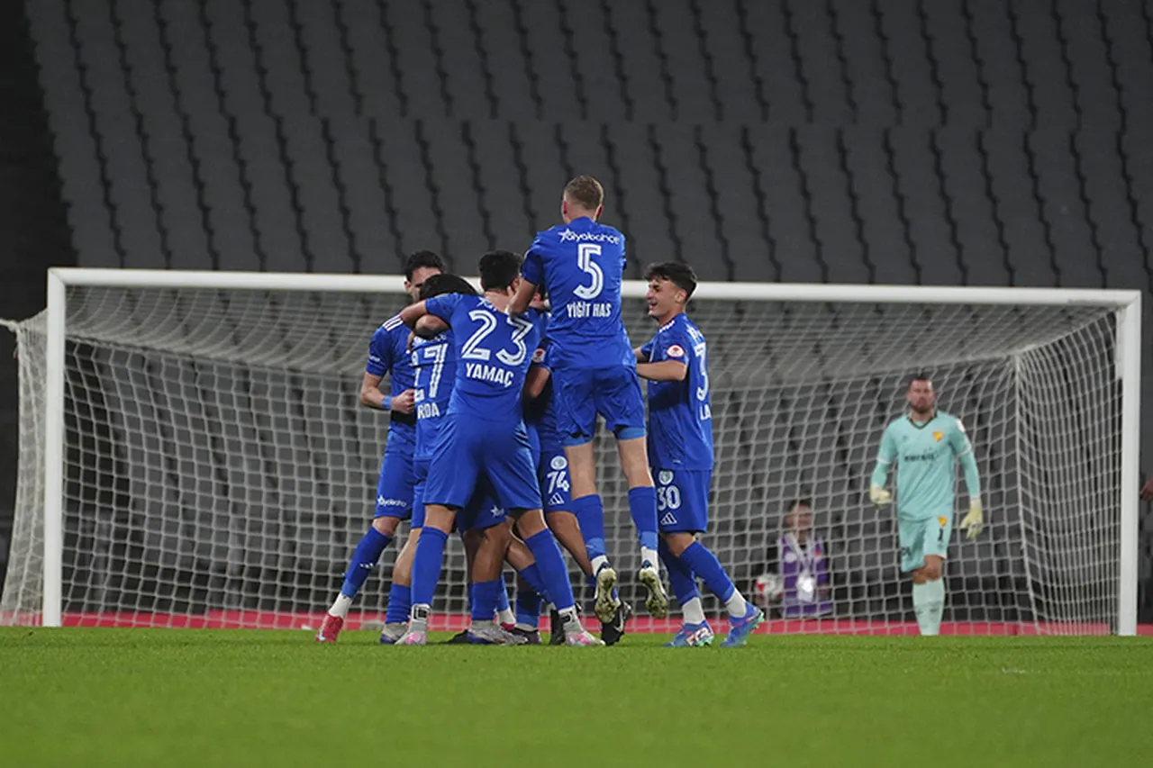 Çaykur Rizespor-Beyoğlu Yeni Çarşı Spor maçı hangi kanalda canlı yayınlanacak, saat kaçta? Ziraat Türkiye Kupası