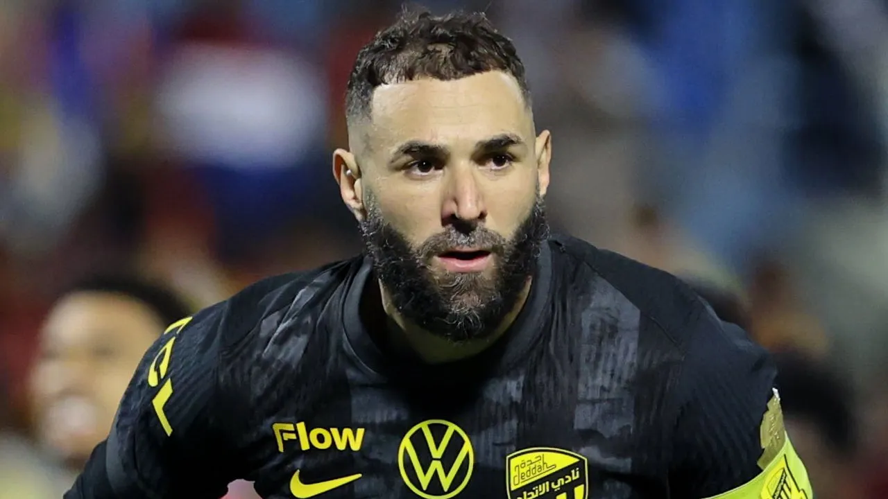 Karim Benzema transferi resmiye kavuştu: 1.5 yıllık mukavele