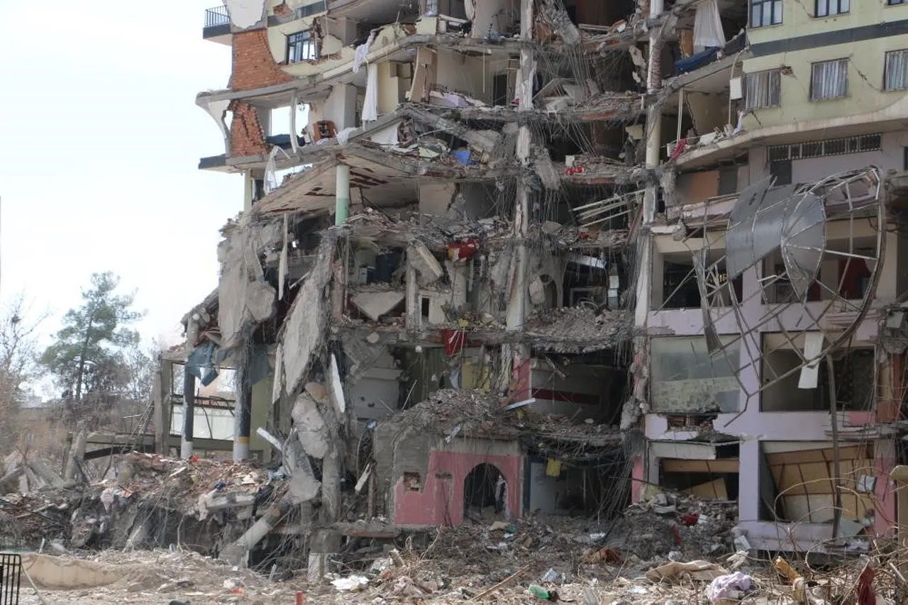 Korkutucu gerçeği yıkım firması yetkilisi söyledi: Kolonlarda demir bulamıyoruz