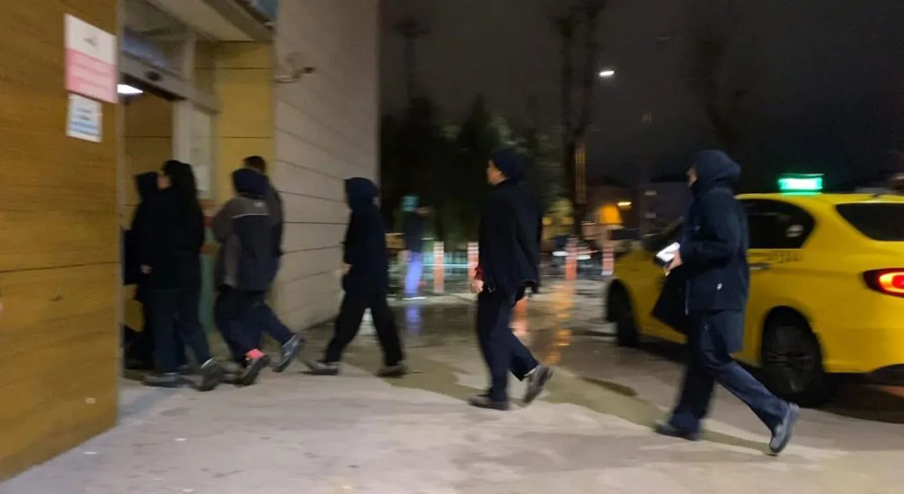 Tekstil fabrikasında zehirlenen 20 işçi hastanelik oldu