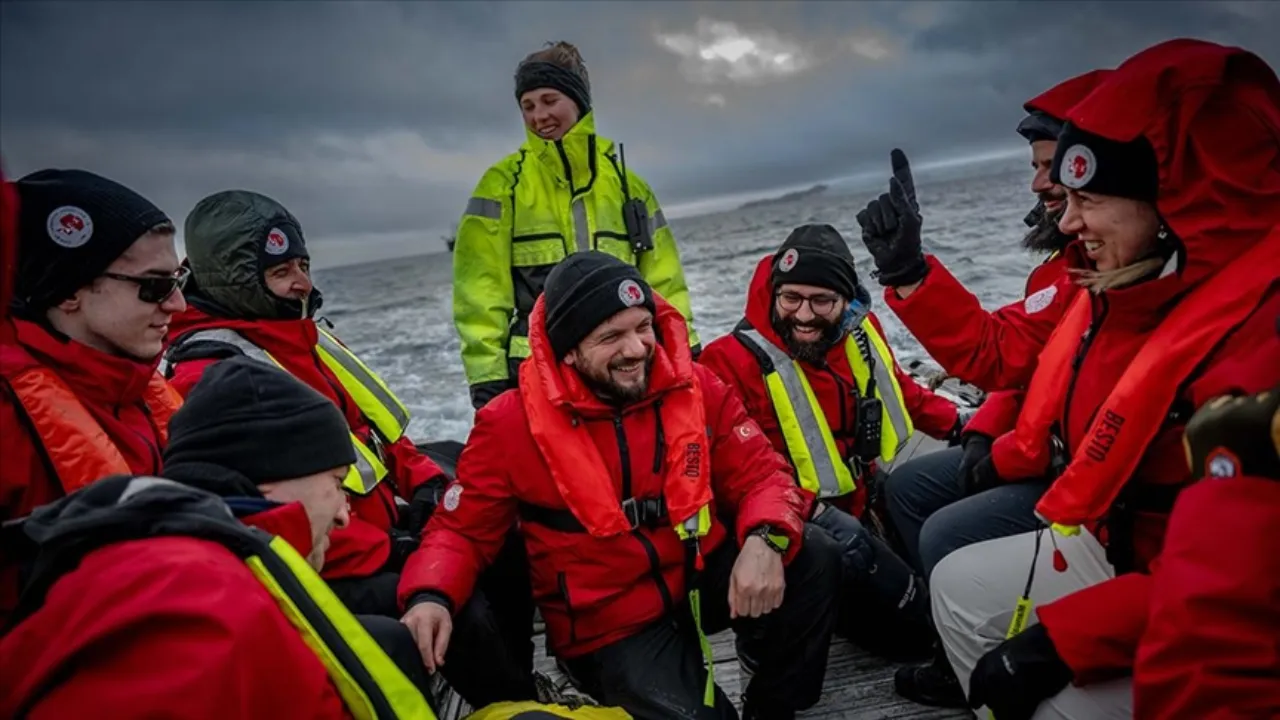 Türk bilim ekibi Antarktika’da! 14 ayrı bilimsel proje hayata geçirilecek