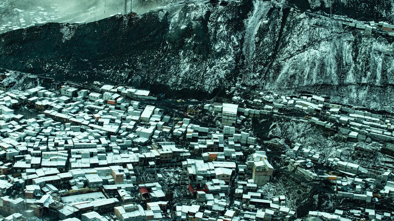 Uzaya en yakın şehirde saf altın çıkıyor! Ancak buraya gelmenin bir bedeli var