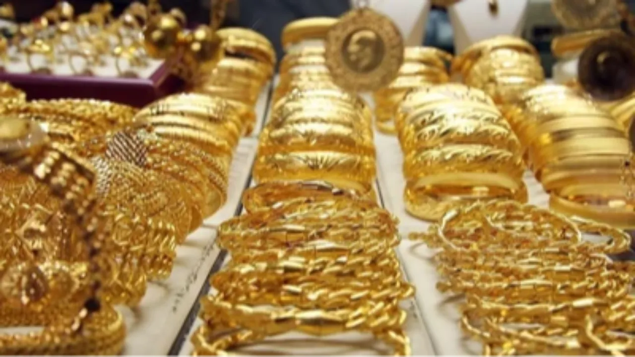 Altını kuyumcudan mı bankadan mı almak daha mantıklı? İslam Memiş 