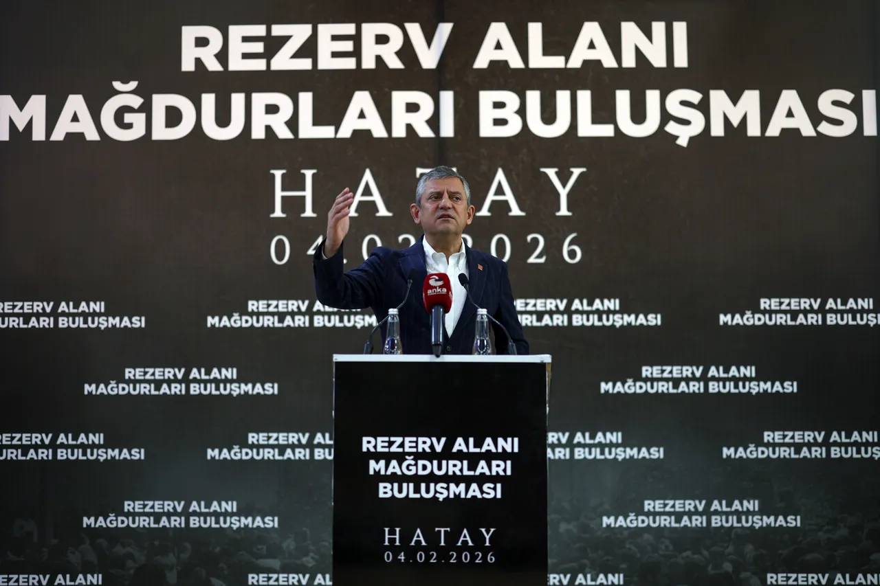 CHP Genel Başkanı Özgür Özel