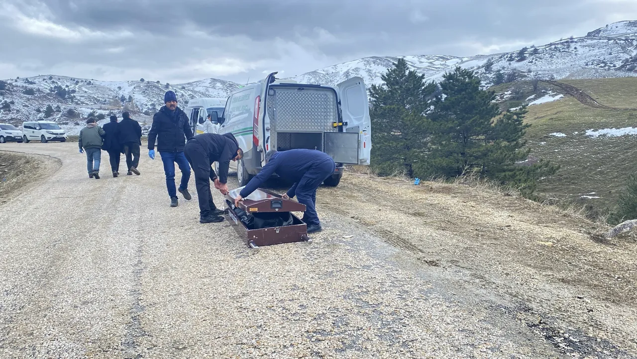 Çorum'da 76 yaşındaki adamı parçalara ayırarak katlettiler! Aile üyeleri tek tek gözaltında