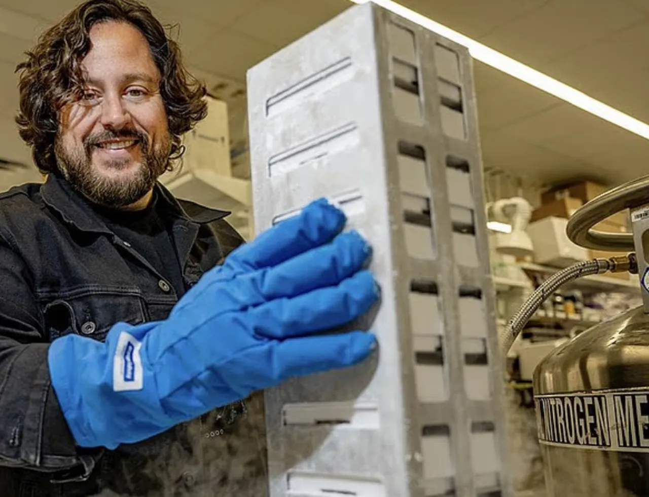 Dünyada ilk kez! 1 milyon canlının DNA’sı kasaya kilitlenecek