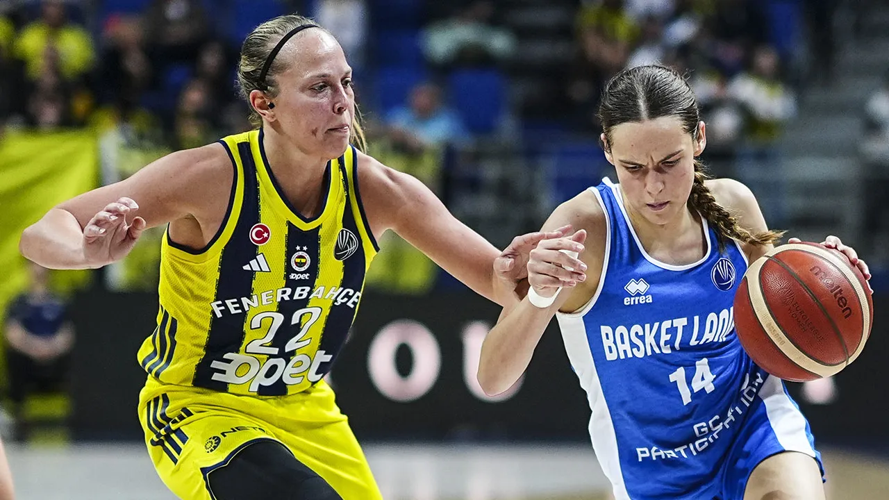 Fenerbahçe, EuroLeague'de Altılı Final'i garantiledi