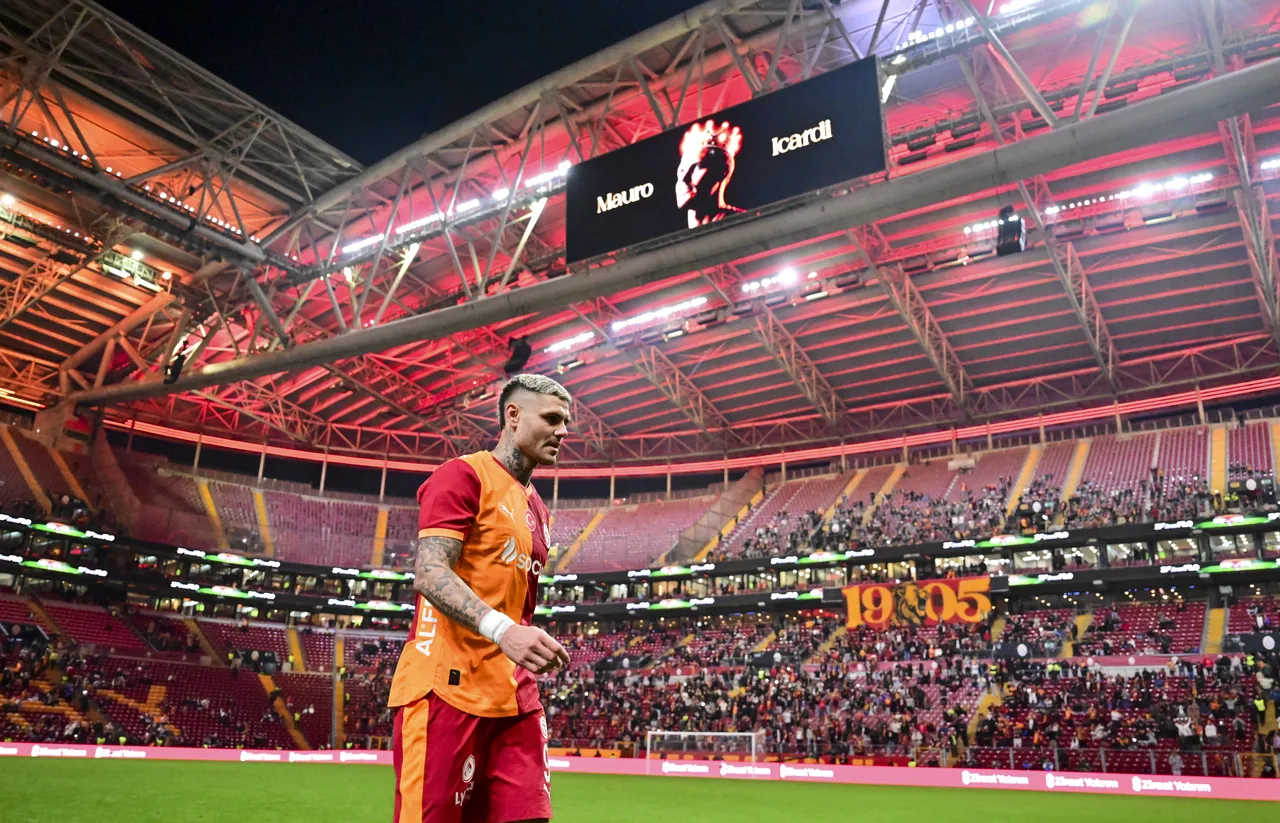 Galatasaray 3'te 3 yaptı, tura göz kırptı: Liderliğini sürdürdü