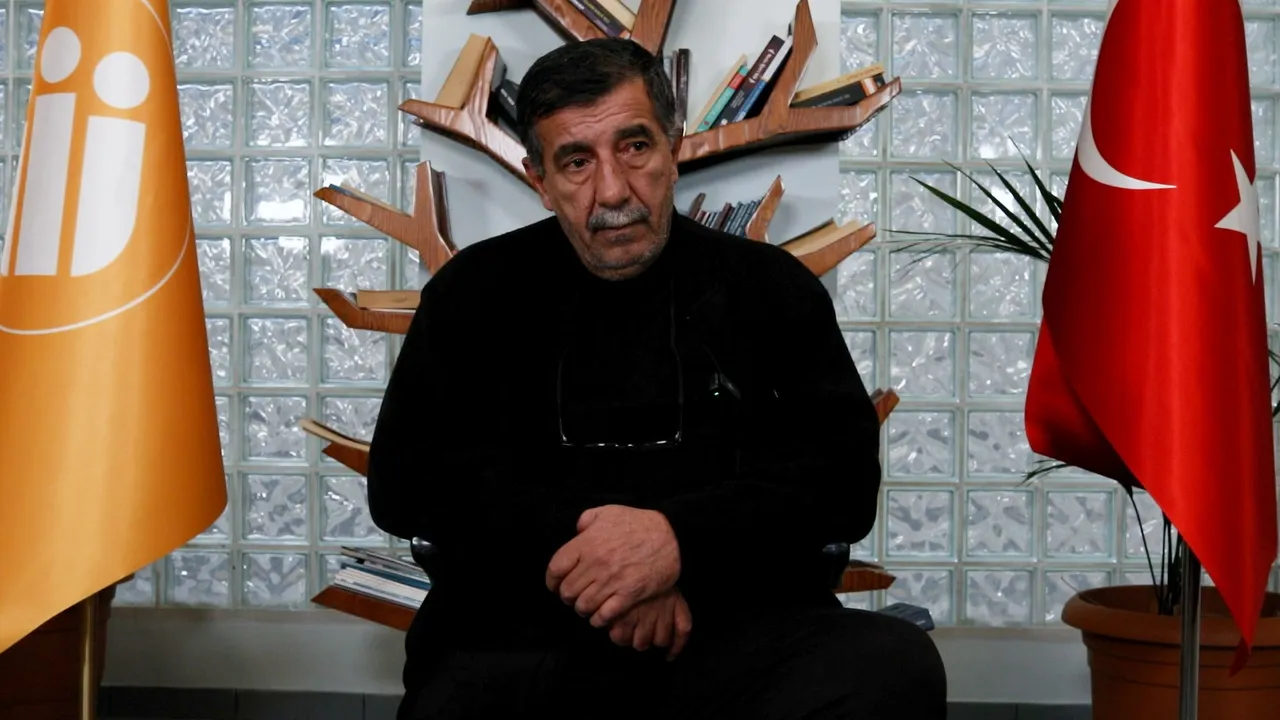 Göz yaşartan bir ‘6 Şubat’ hikayesi daha! Deprem anında hastayı sedyeye sarılıp kurtardılar