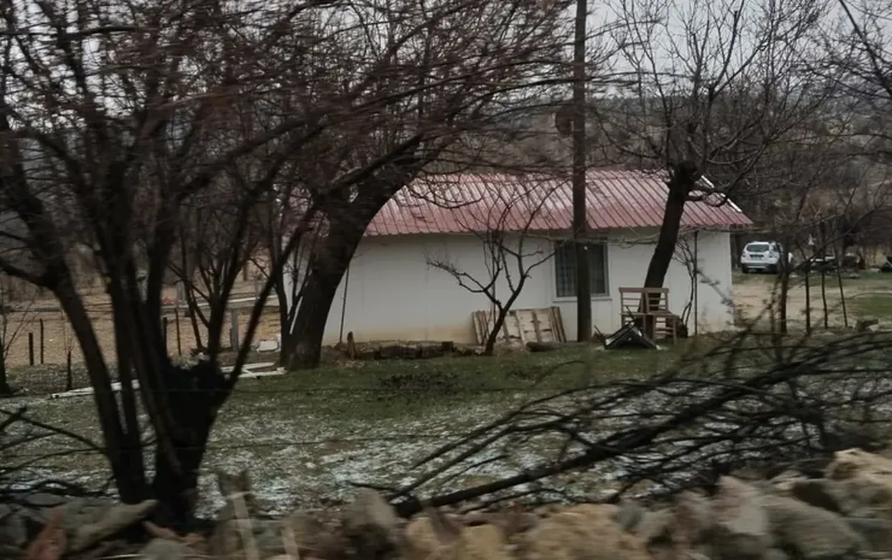 Karaman'da dehşet çiftliği! Bağ evinden kemik fışkırdı...